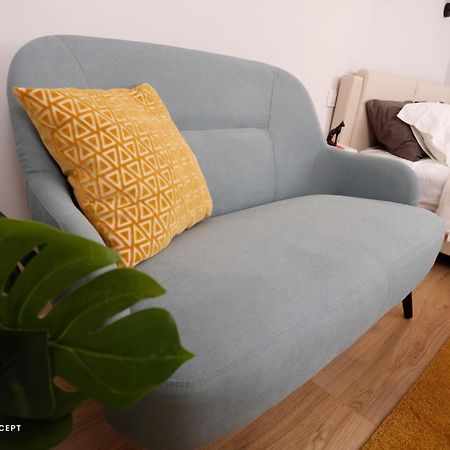 Brand New Lovely Studio Near Metro Station Bukares Bagian luar foto