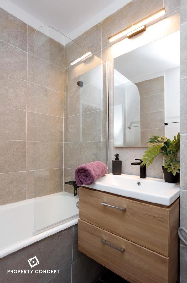 Brand New Lovely Studio Near Metro Station Bukares Bagian luar foto